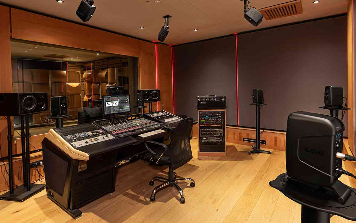 IK Releases iLoud MTM firmware