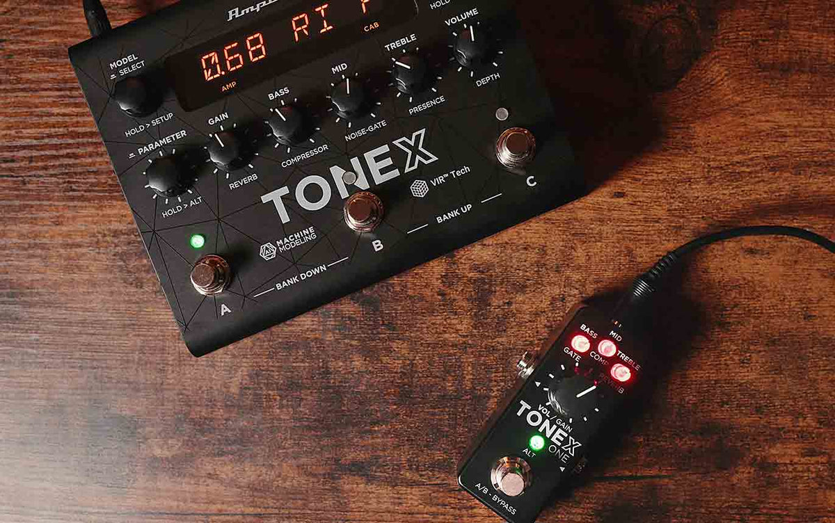 TONEX ONE vs. TONEX Pedal