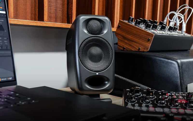 Hands-on Micro Monitor Pro