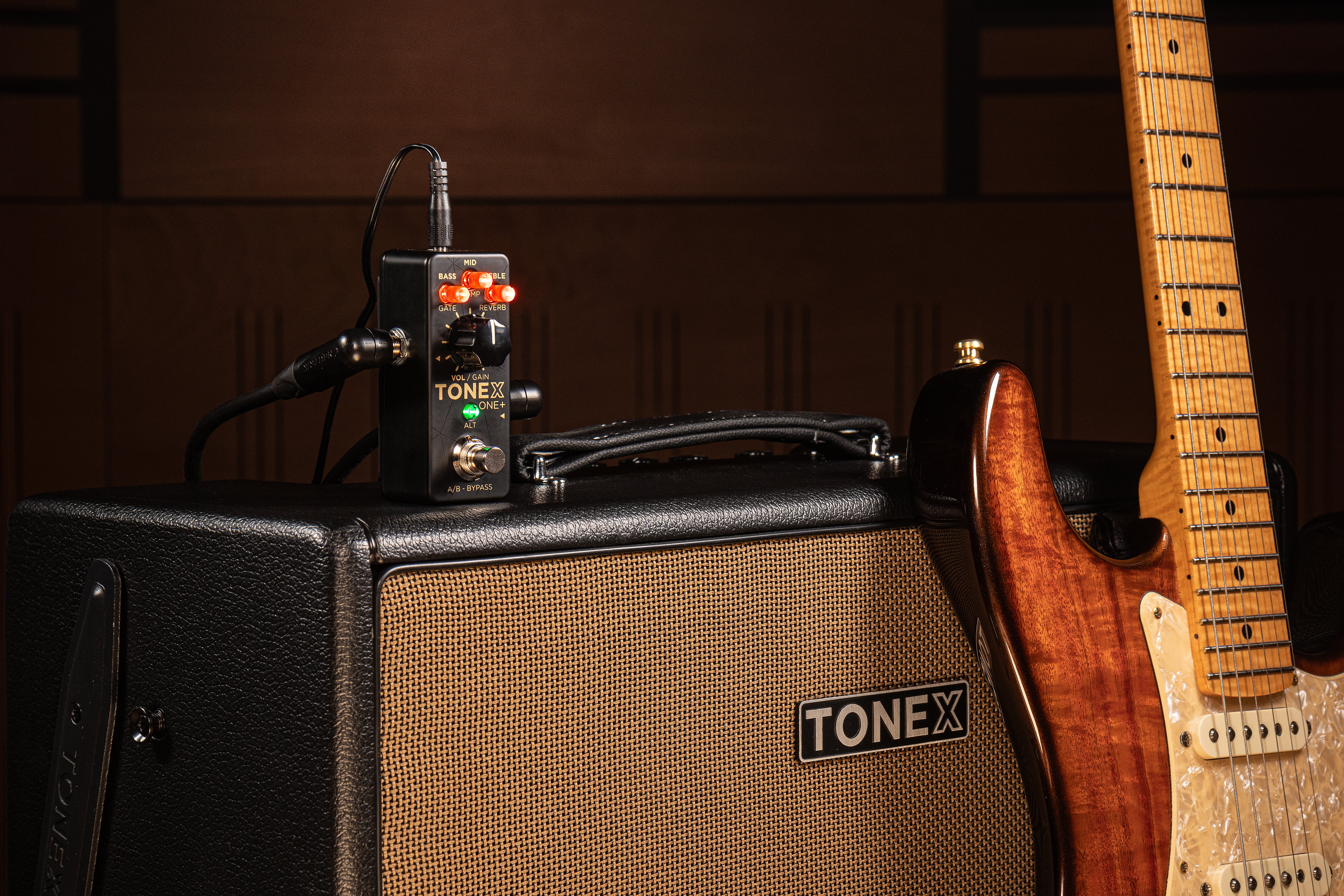 TONEX ONE+ | AI Amp & Effects Pedal with Bluetooth