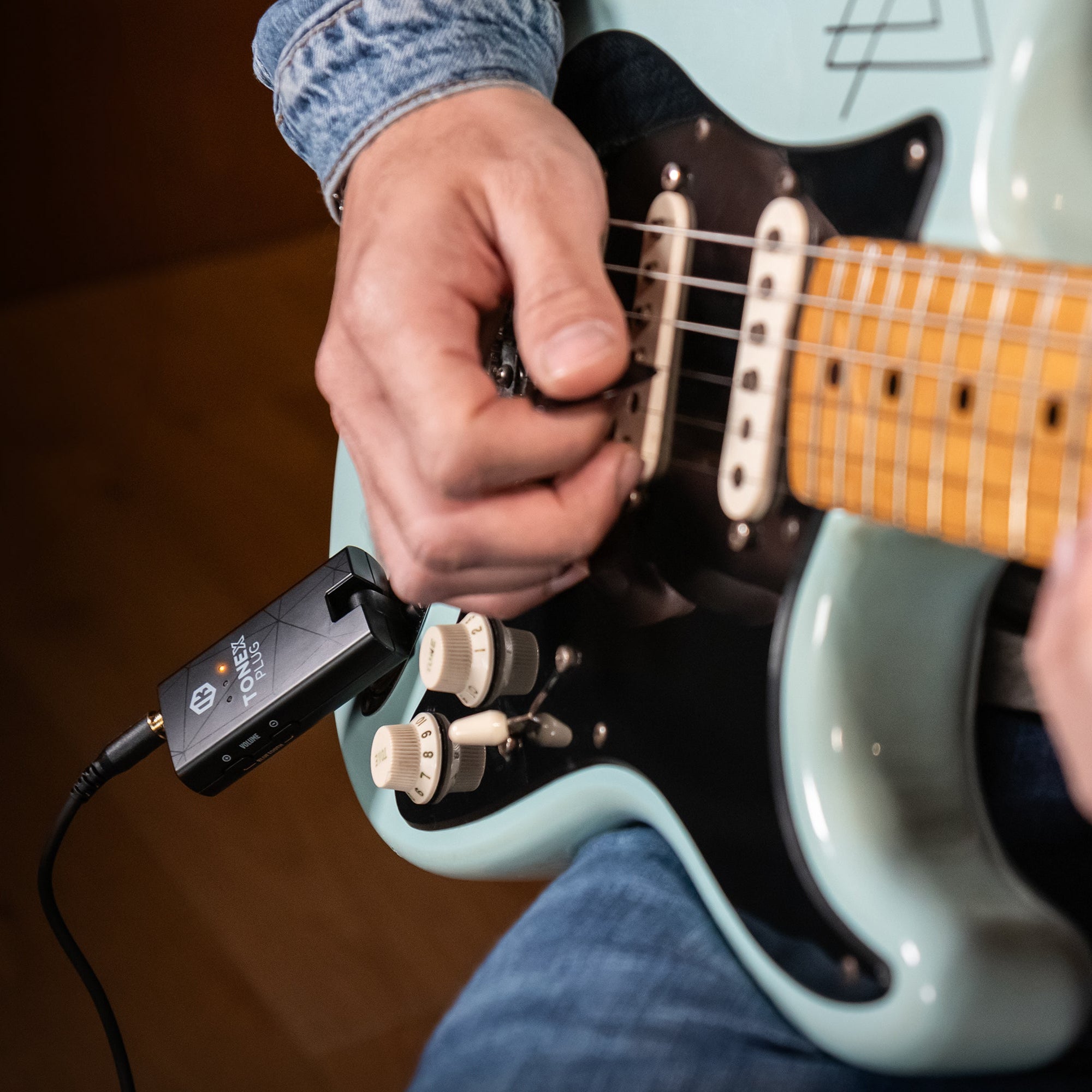 TONEX Plug | Portable AI Guitar Headphone Amp