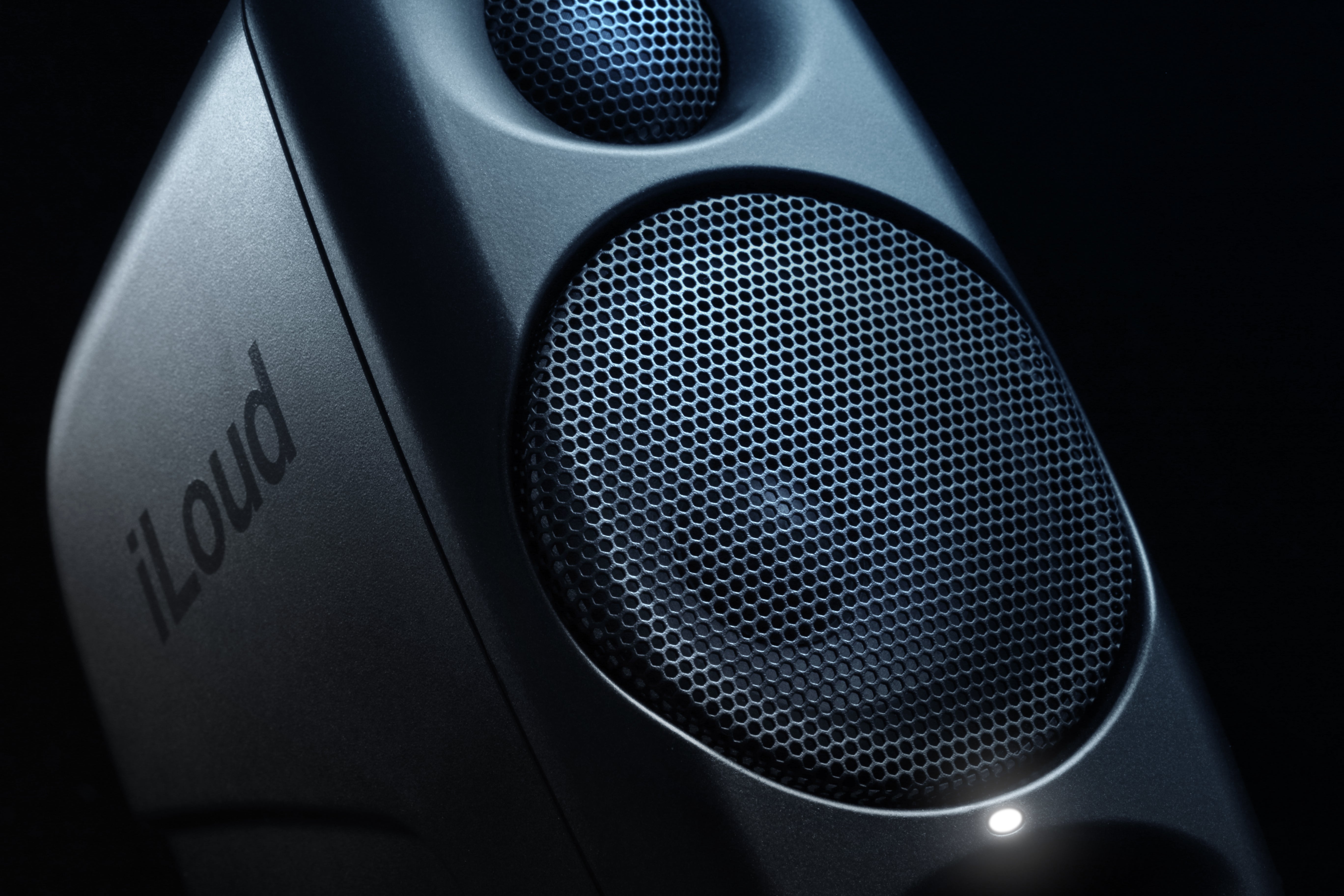 iLoud Micro Monitor | Ultra-Compact Professional Studio Monitors