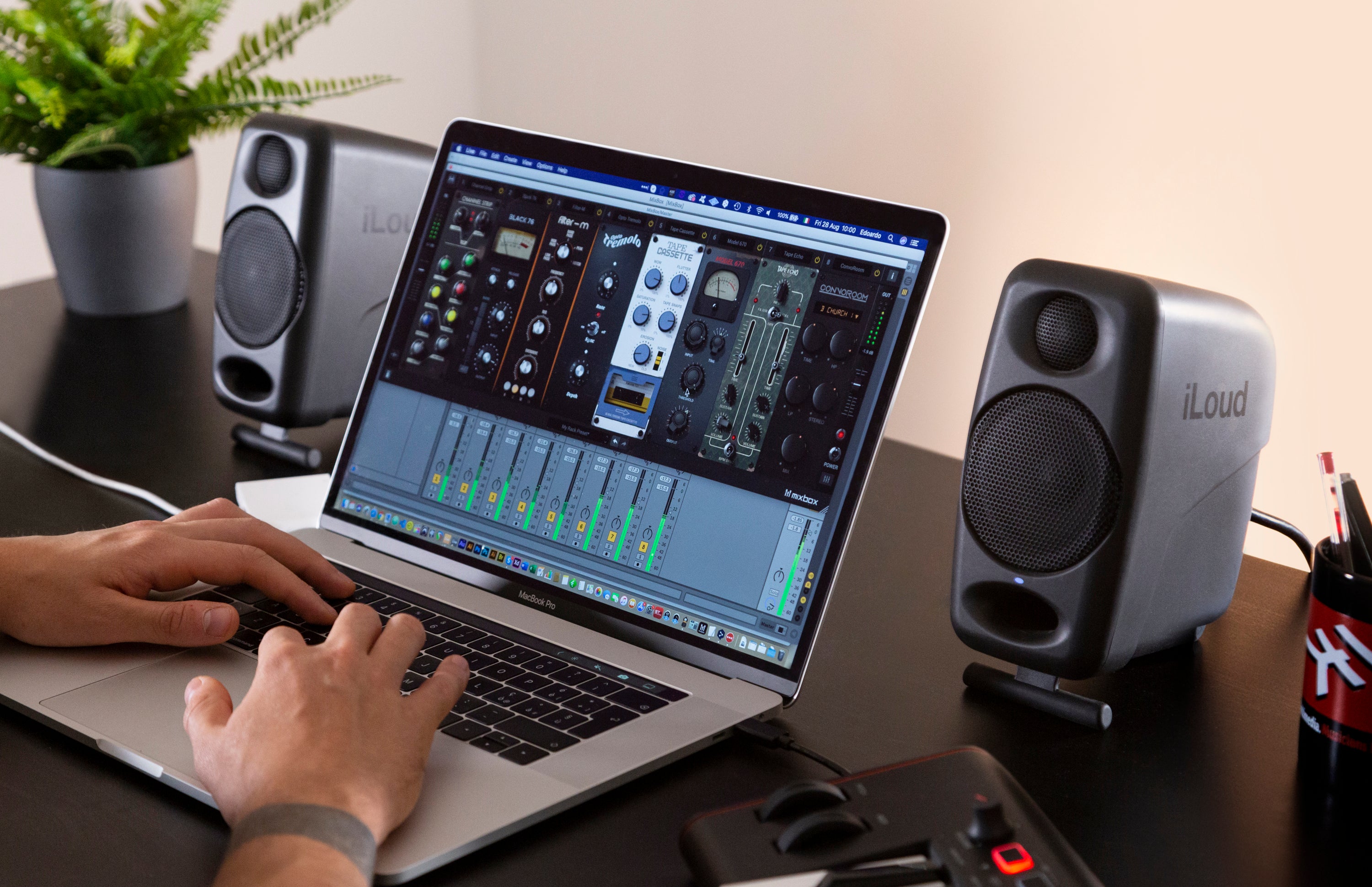 iLoud Micro Monitor | Ultra-Compact Professional Studio Monitors