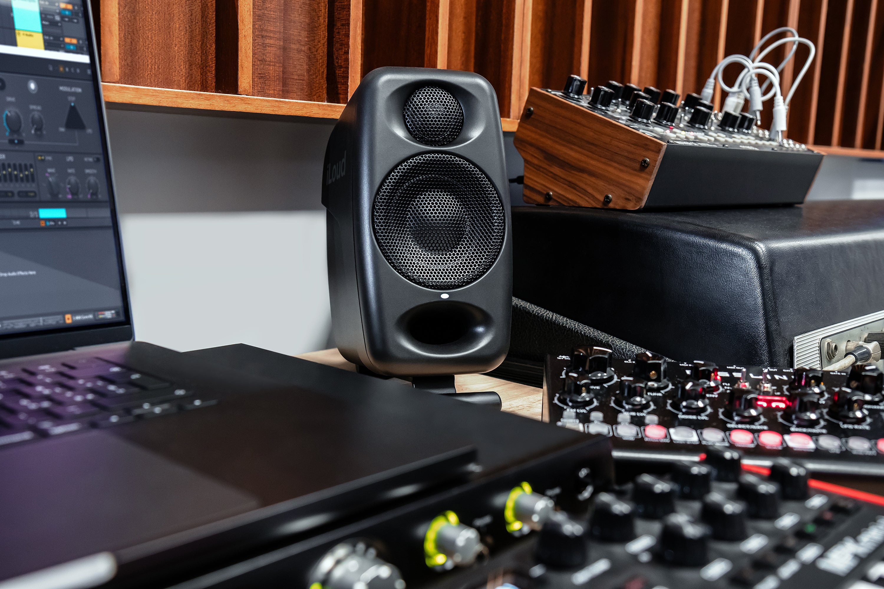 iLoud Micro Monitor Pro | Compact Studio Monitors with ARC X