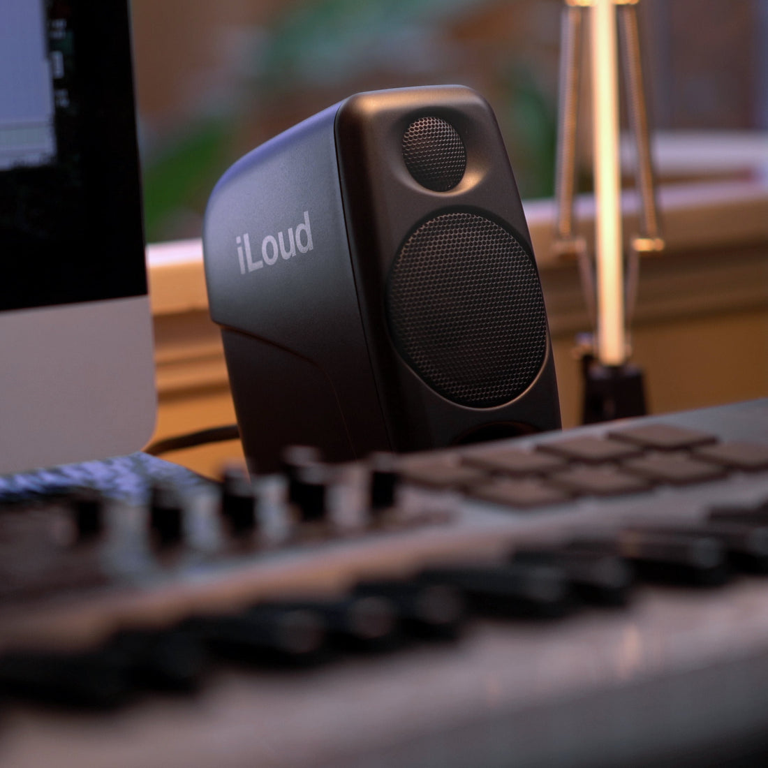 iLoud Micro Monitor